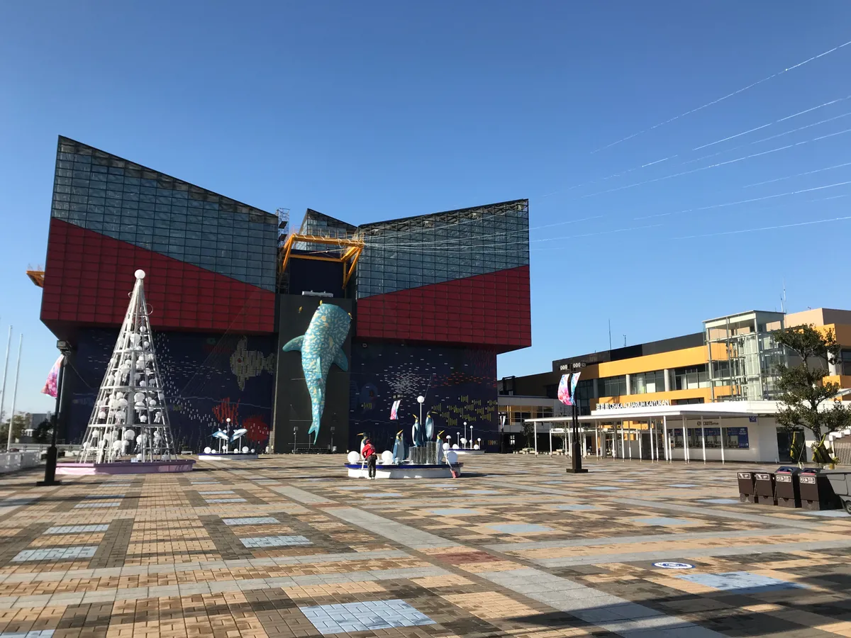 The colourful mural facade of Osaka Aquarium Kaiyukan at Tempozan, one of the world's largest aquariums